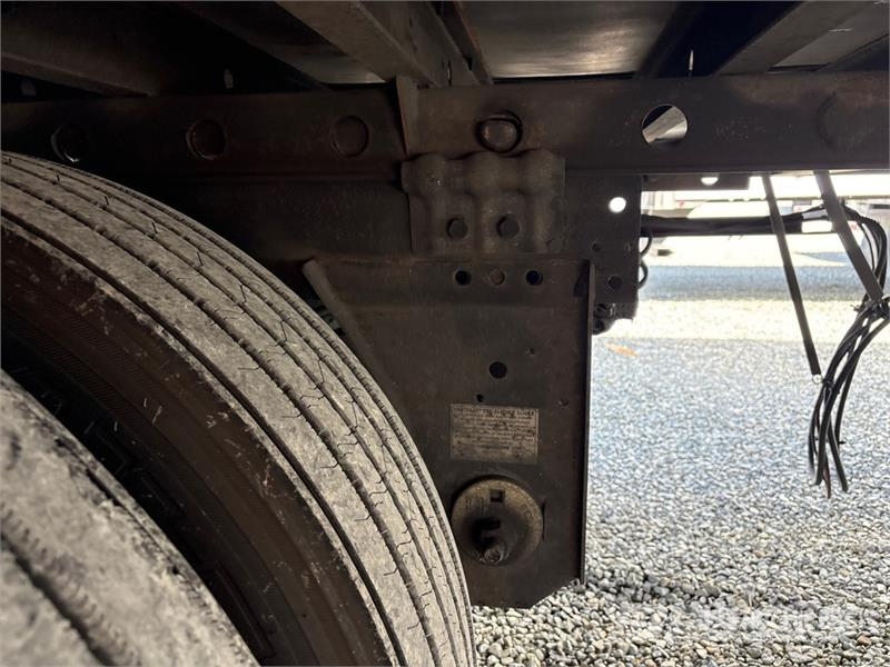 Utility VS2RA 53 ft x 102 in T/A Refrigerated Trailer Puspriekabės su izoterminiu kėbulu