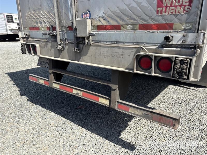 Utility VS2RA 53 ft x 102 in T/A Refrigerated Trailer Semi remorque frigorifique