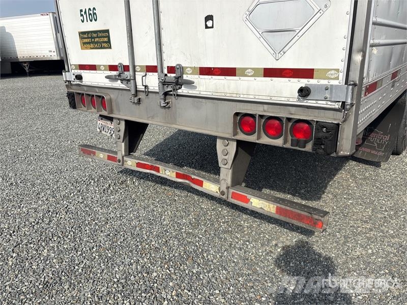 Utility VS2RA 53 ft x 102 in T/A Refrigerated Trailer Piekabes ar temperatūras kontroli