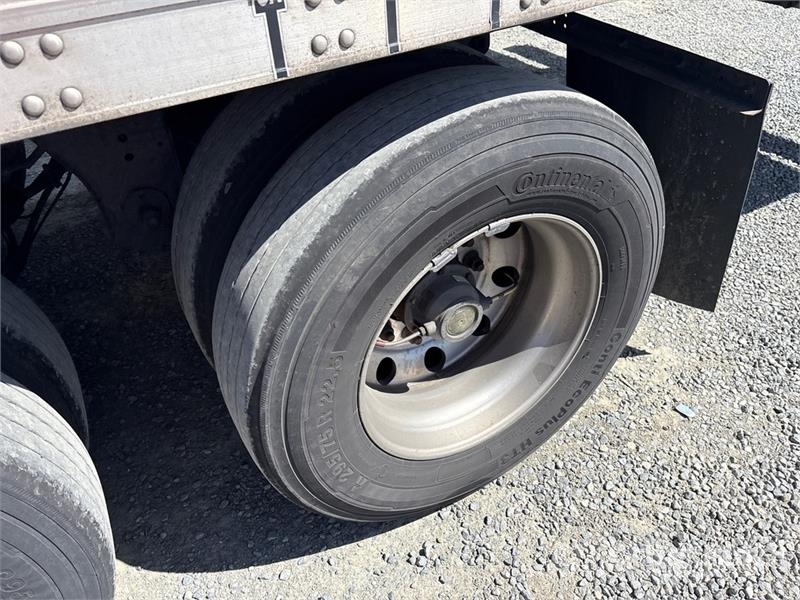Utility VS2RA 53 ft x 102 in T/A Refrigerated Trailer Hladilne polprikolice