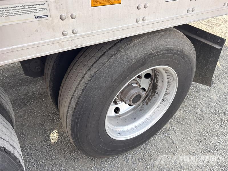 Utility VS2RA 53 ft x 102 in T/A Refrigerated Trailer Puspriekabės su izoterminiu kėbulu