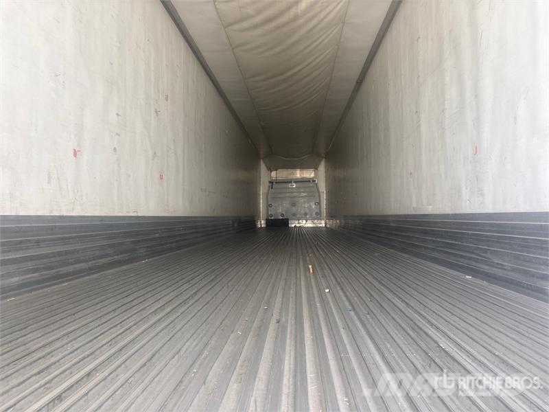 Utility VS2RA 53 ft x 102 in T/A Refrigerated Trailer Puspriekabės su izoterminiu kėbulu