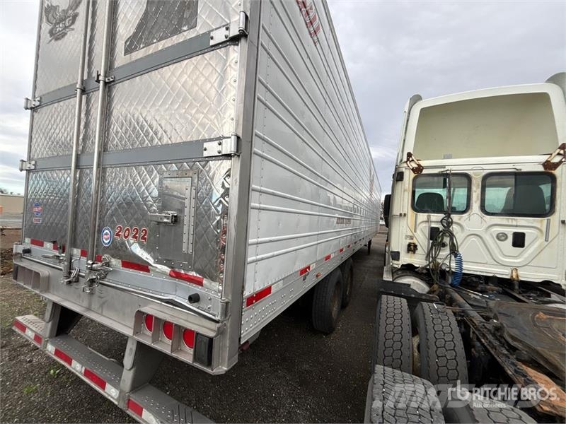Utility VS2RA 53 ft x 102 in T/A Refrigerated Trailer (Ino Piekabes ar temperatūras kontroli