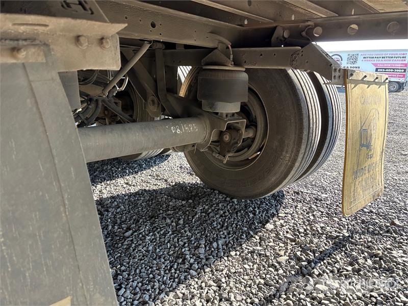 Utility VS2RA 53 ft x 102 in T/A Refrigerated Trailer Temperature controlled semi-trailers