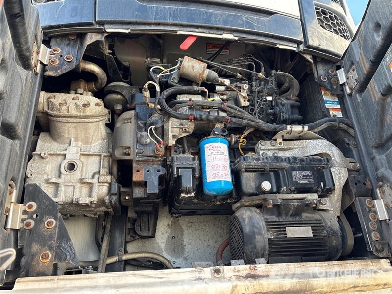 Utility VS2RA 53 ft x 102 in T/A Refrigerated Trailer 控溫式半拖車