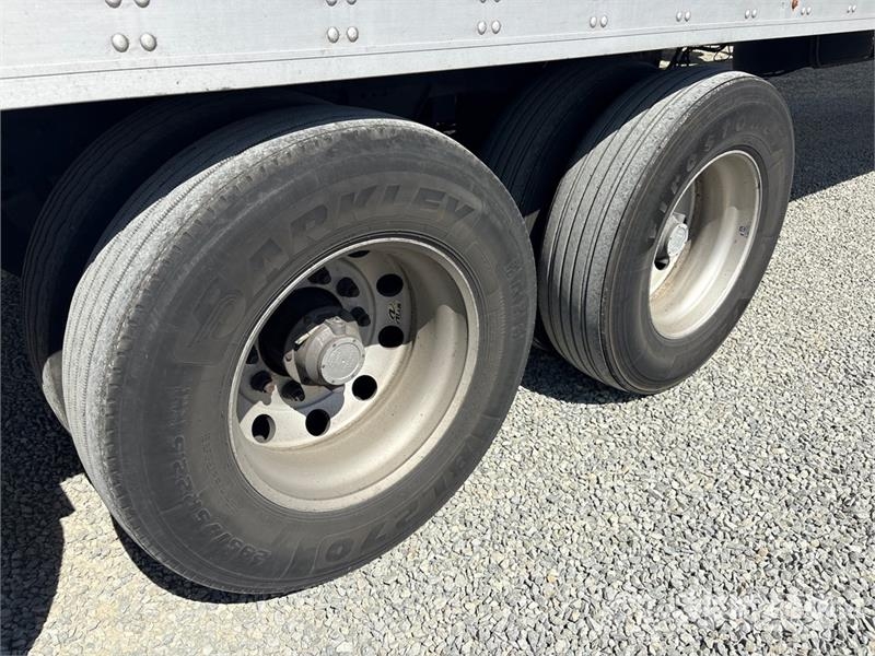 Utility VS2RA 53 ft x 102 in T/A Refrigerated Trailer Külmikpoolhaagised