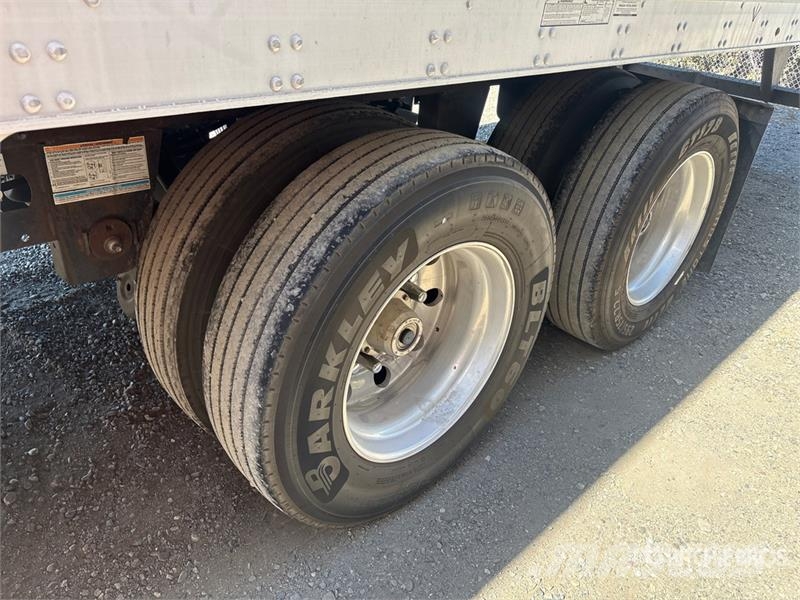 Utility VS2RA 53 ft x 102 in T/A Refrigerated Trailer Semi remorque frigorifique