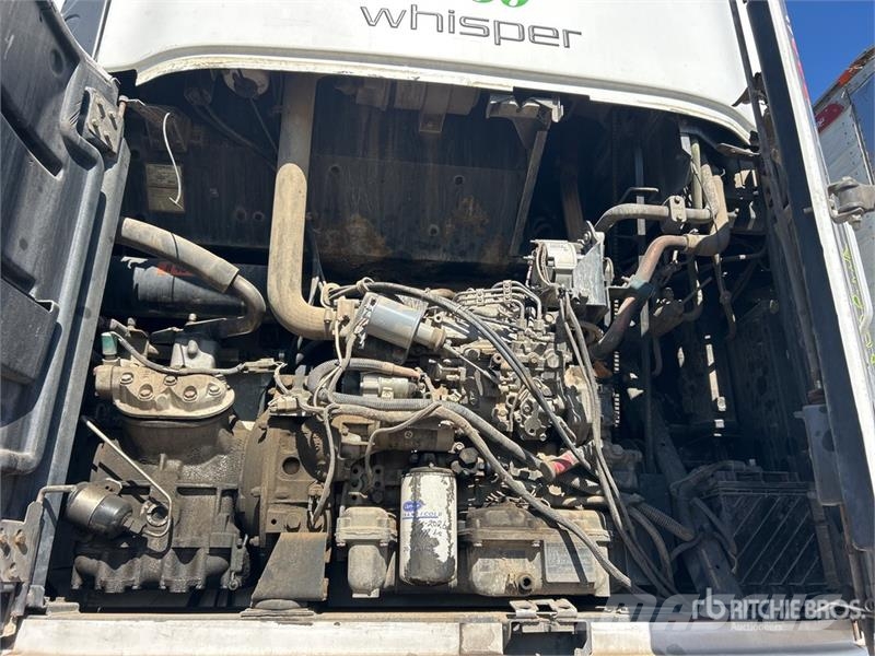 Utility VS2RA 53 ft x 102 in T/A Refrigerated Trailer Semi remorque frigorifique