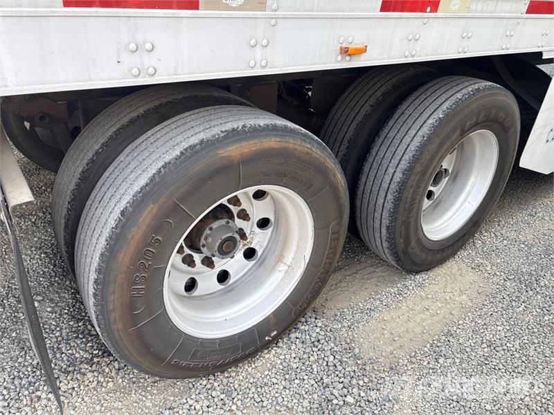 Utility VS2RA 53 ft x 102 in T/A Refrigerated Trailer Kylmä-/Lämpökoripuoliperävaunut