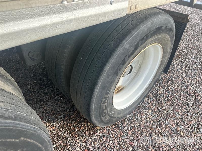 Utility VS2RA 53 ft x 102 in T/A Refrigerated Trailer Poluprikolice hladnjače