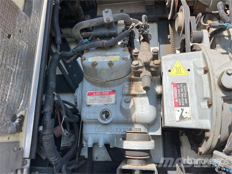 Utility VS2RA 53 ft x 102 in T/A Refrigerated Trailer Temperature controlled semi-trailers