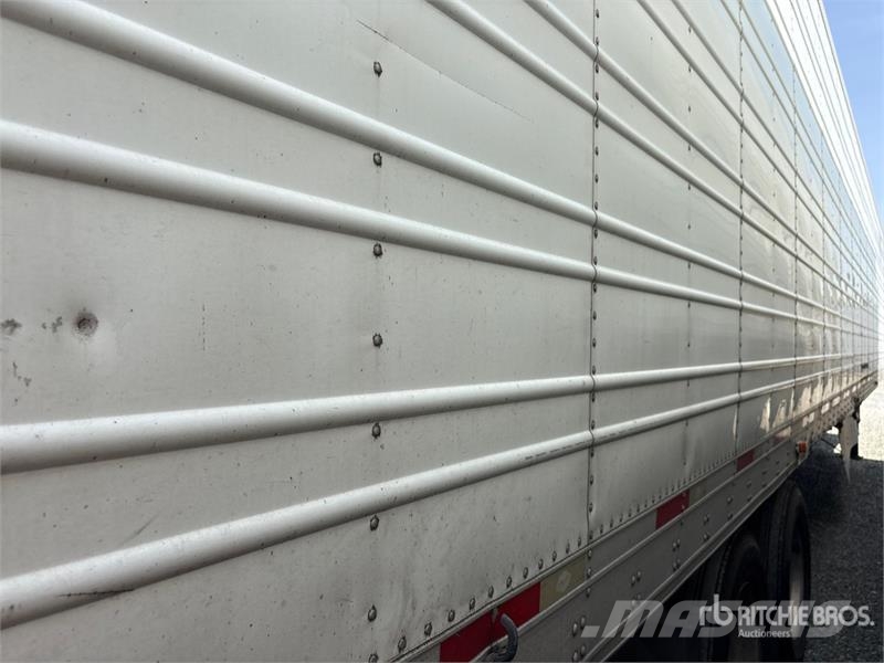 Utility VS2RA 53 ft x 102 in T/A Refrigerated Trailer Puspriekabės su izoterminiu kėbulu