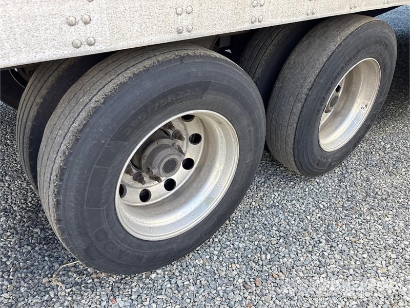 Utility VS2RA 53 ft x 102 in T/A Refrigerated Trailer Frysetrailer Semi