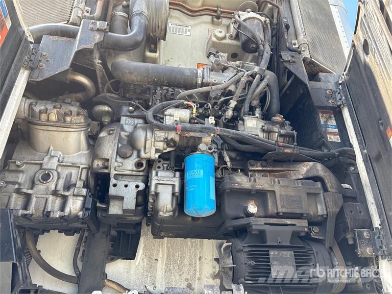 Utility VS2RA 53 ft x 102 in T/A Refrigerated Trailer Frysetrailer Semi