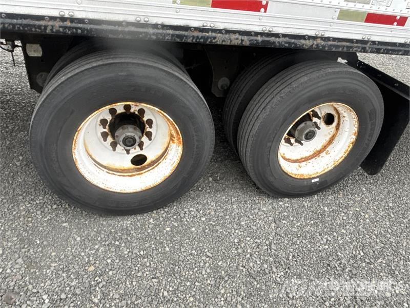 Utility VS2RA 53 ft x 102 in T/A Refrigerated Trailer Puspriekabės su izoterminiu kėbulu
