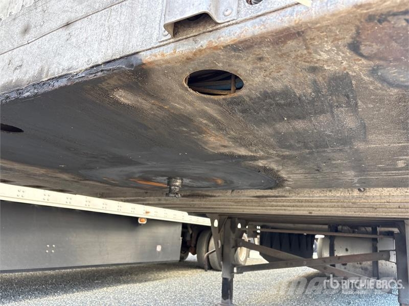 Utility VS2RA 53 ft x 102 in T/A Refrigerated Trailer نصف مقطورات بدرجة حرارة قابلة للضبط