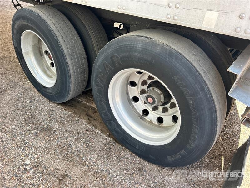 Utility VS2RA 53 ft x 102 in T/A Refrigerated Trailer Hladilne polprikolice