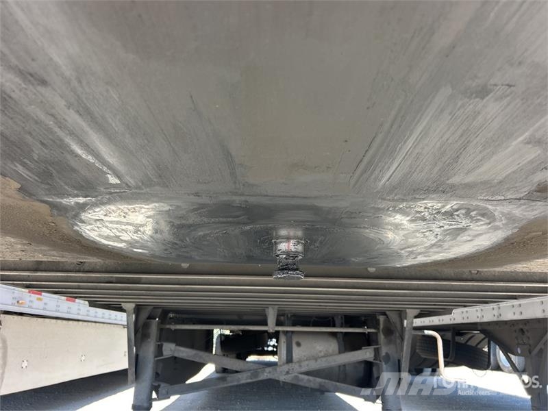 Utility VS2RA 53 ft x 102 in T/A Refrigerated Trailer Semi remorque frigorifique