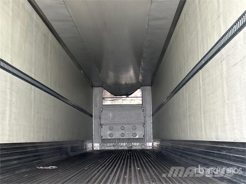 Utility VS2RA 53 ft x 102 in T/A Refrigerated Trailer 控溫式半拖車