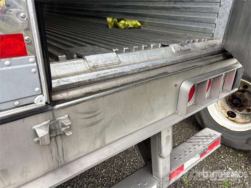 Utility VS2RA 53 ft x 102 in T/A Refrigerated Trailer (Ino Piekabes ar temperatūras kontroli
