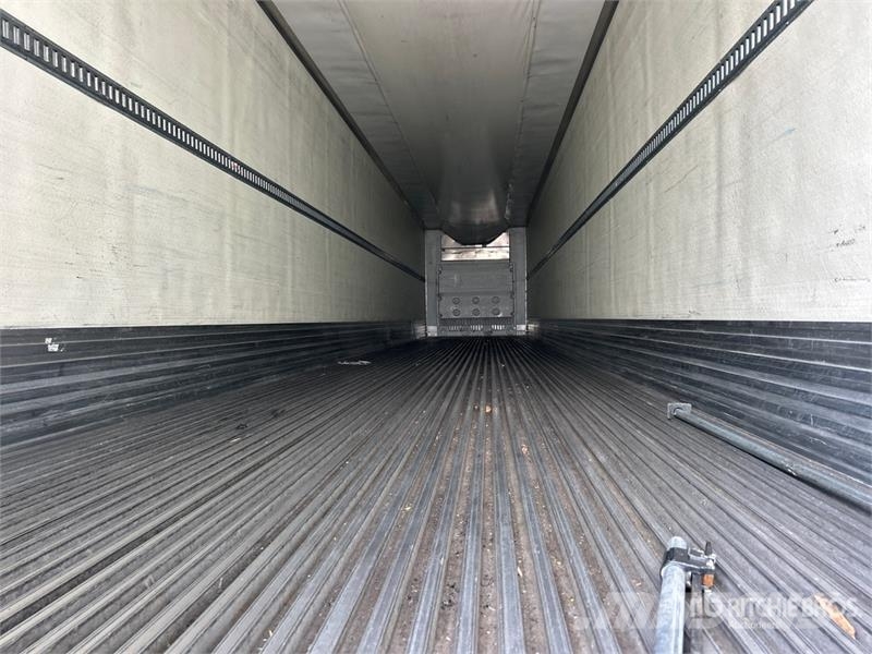 Utility VS2RA 53 ft x 102 in T/A Refrigerated Trailer 控溫式半拖車