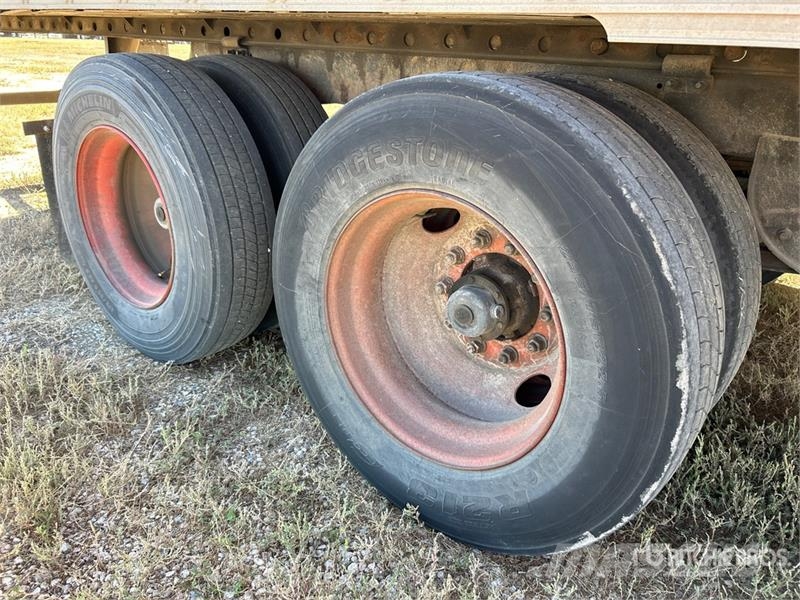 Utility VS2RA 53 ft x 102 in T/A Refrigerated Trailer Piekabes ar temperatūras kontroli