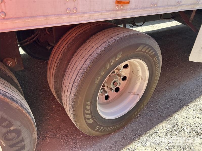Utility VS2RA 53 ft x 102 in T/A Refrigerated Trailer Semi remorque frigorifique