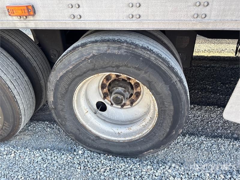 Utility VS2RA 53 ft x 102 in T/A Refrigerated Trailer 控溫式半拖車
