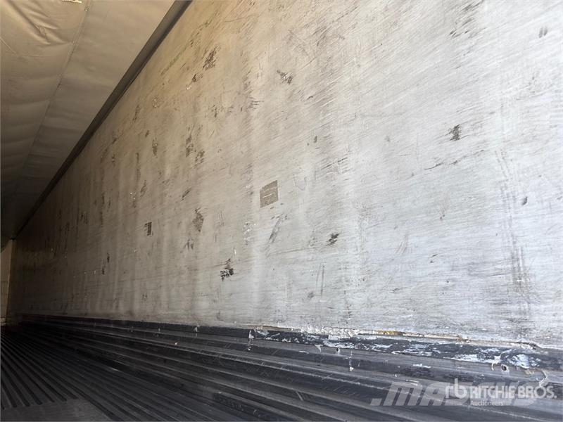 Utility VS2RA 53 ft x 102 in T/A Refrigerated Trailer Semi remorque frigorifique