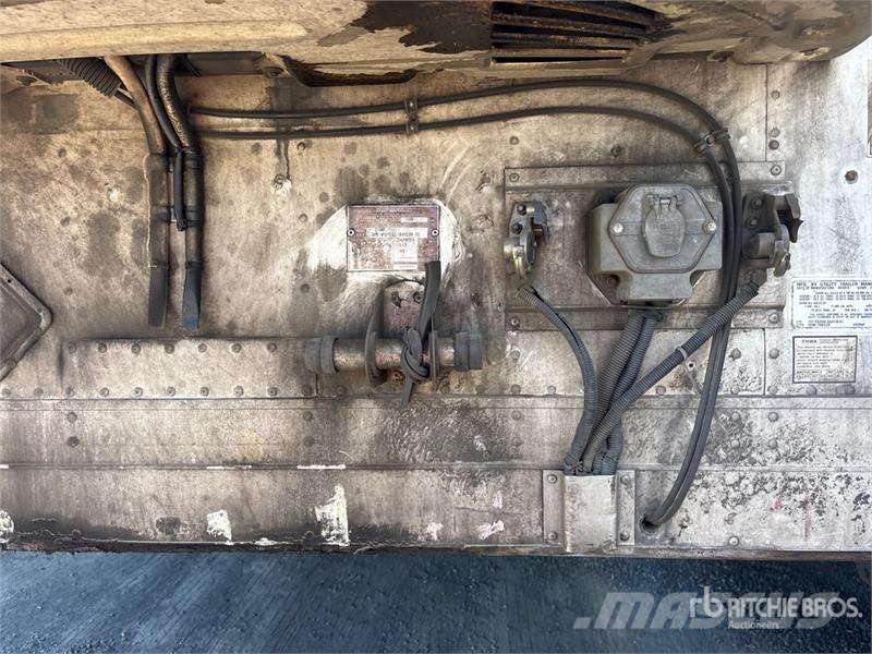 Utility VS2RAP 53 ft x 102 in T/A Refrigerated Trailer Puspriekabės su izoterminiu kėbulu