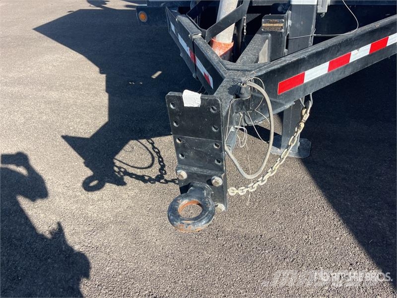 Vactor TRXX-800 800 gal T/A Vacuum Excavation Unit Puurimisseadmete tarvikud ja varuosad