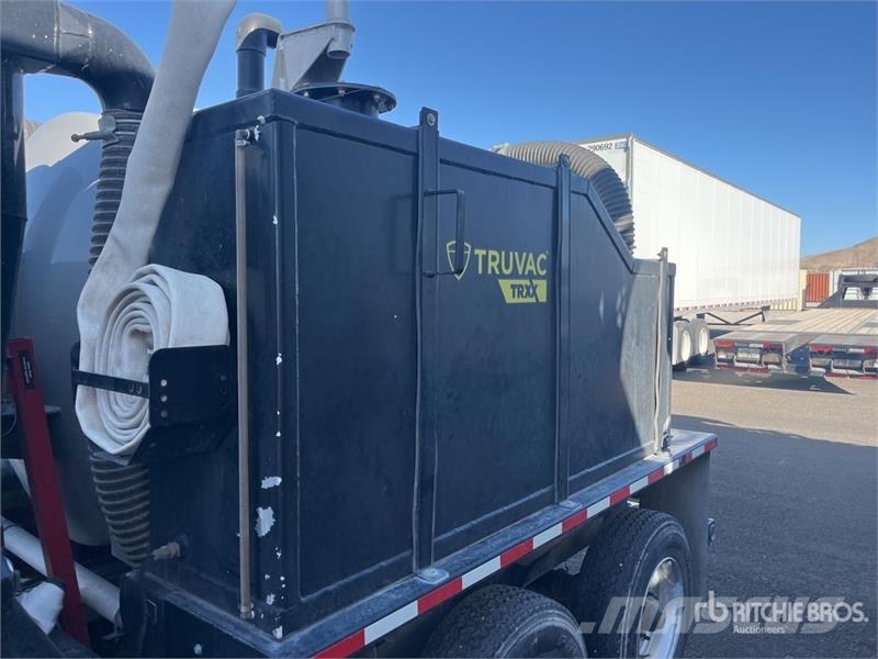 Vactor TRXX-800 800 gal T/A Vacuum Excavation Unit Puurimisseadmete tarvikud ja varuosad