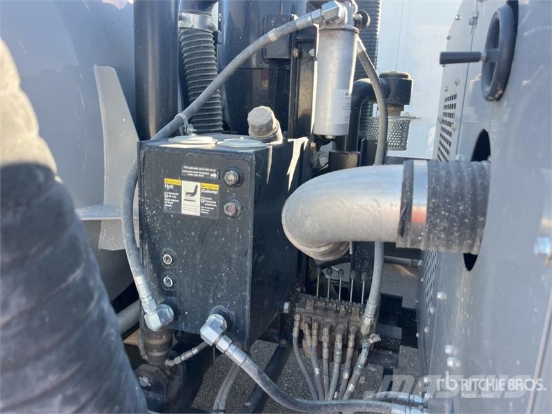 Vactor TRXX-800 800 gal T/A Vacuum Excavation Unit Puurimisseadmete tarvikud ja varuosad