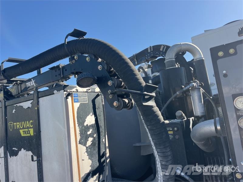 Vactor TRXX-800 800 gal T/A Vacuum Excavation Unit Puurimisseadmete tarvikud ja varuosad