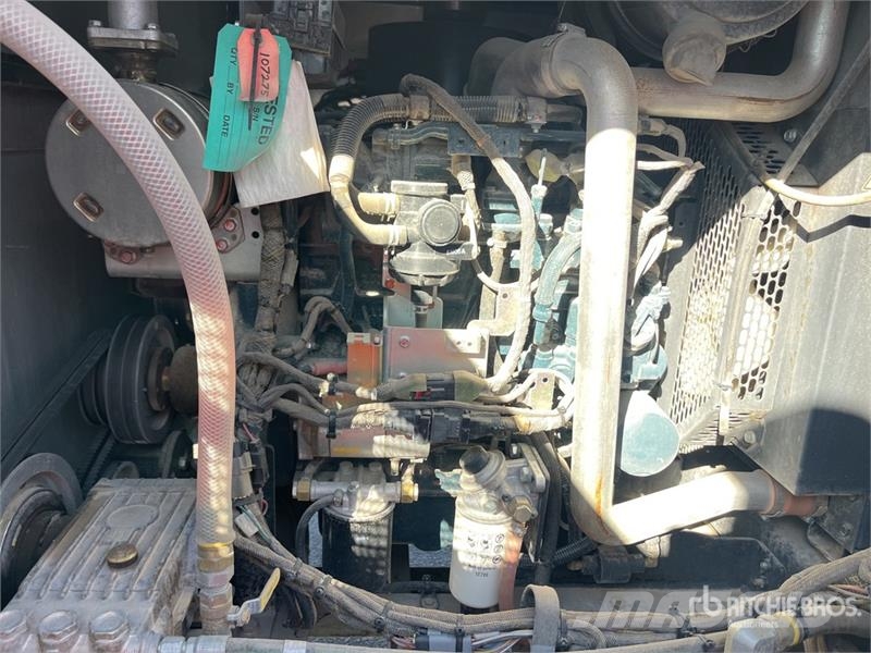 Vactor TRXX-800 800 gal T/A Vacuum Excavation Unit Puurimisseadmete tarvikud ja varuosad