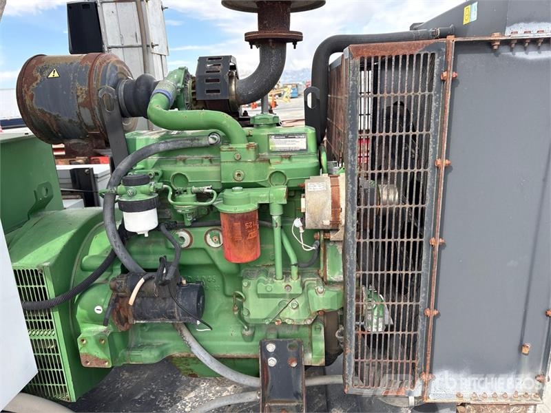 Vacuum System on Hudson Bros. HSE 18 T/A Trailer Waterwell drill rigs