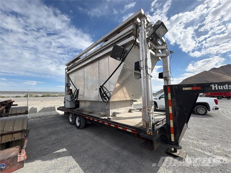 Vacuum System on Hudson Bros. HSE 18 T/A Trailer Waterwell drill rigs