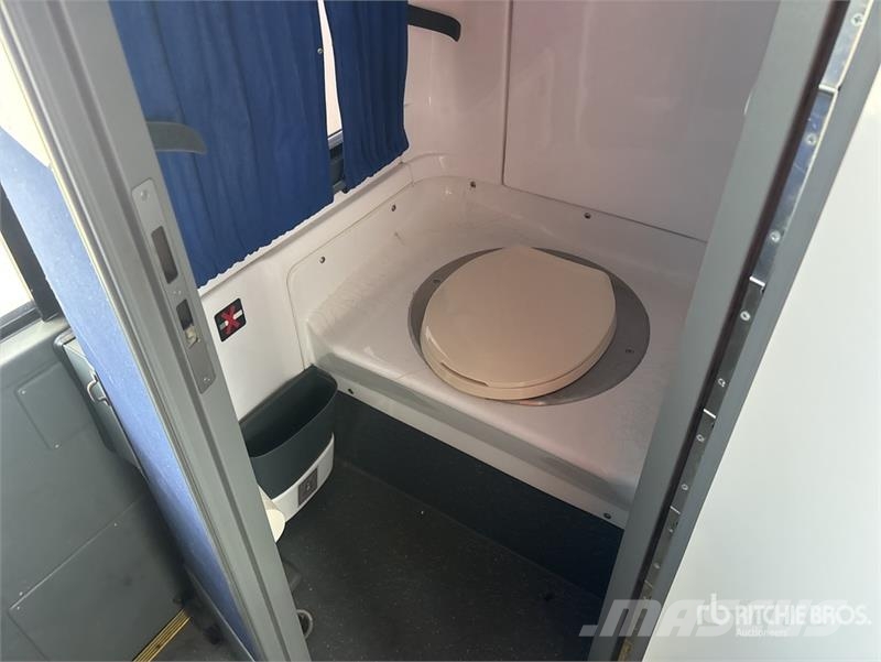 Van Hool CX 45 6x4 56-Seat Coach Potovalni avtobusi