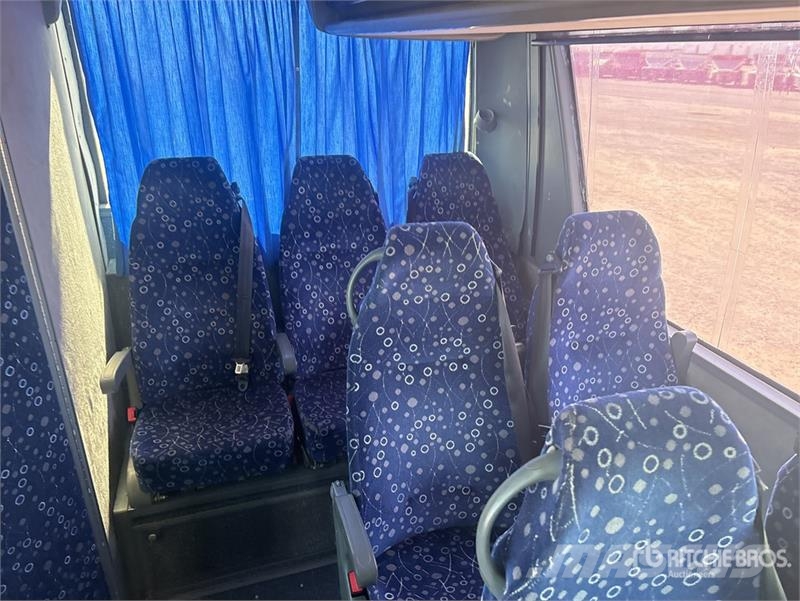 Van Hool T2145 長途公共汽車