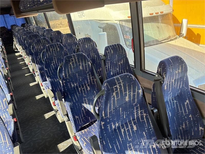 Van Hool T2145 長途公共汽車