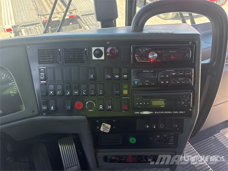 Van Hool T2145 長途公共汽車