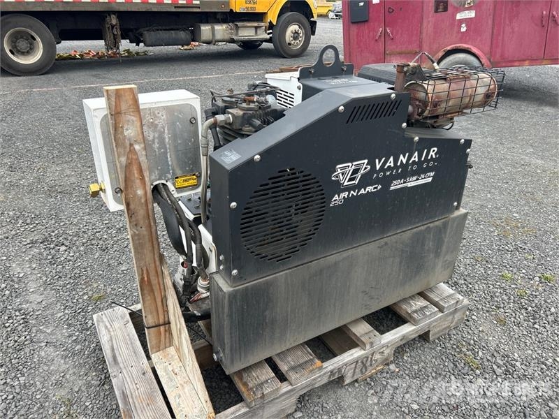 Vanair 050817-001 250 A Multi-Process 3-in-1 Engin Aparati za zavarivanje