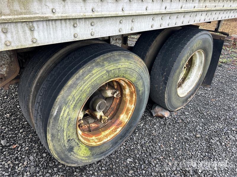  Vanco UFL2G53.0S114W3 53 ft x 96 in T/A Van Traile مقطورات ذات هيكل صندوقي