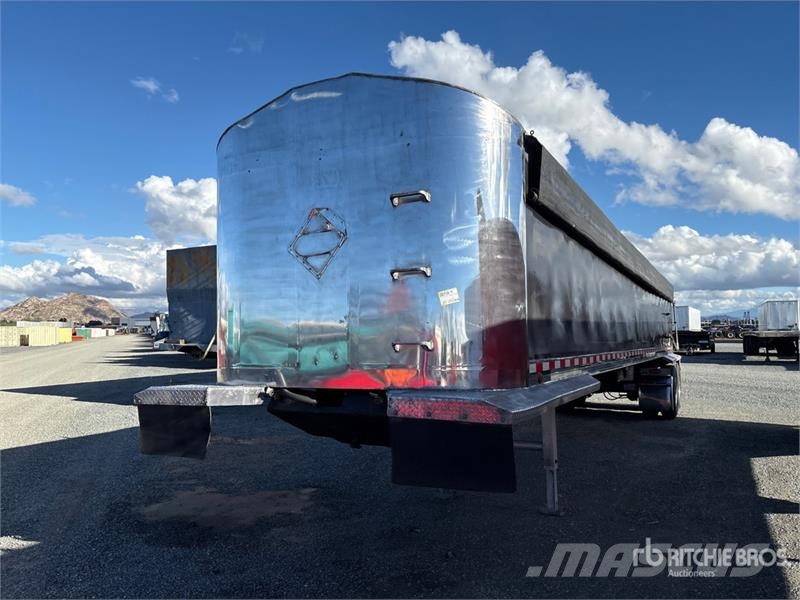 Vantage 36 ft T/A End Dump Trailer 傾卸式拖車