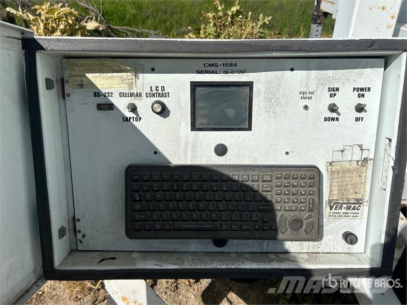 Ver-Mac CSM158405 Solar Message Board أخرى