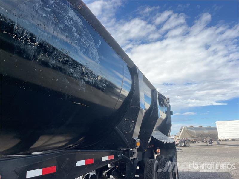 Veradyn 30 ft T/A End Dump Trailer Tipper trailers