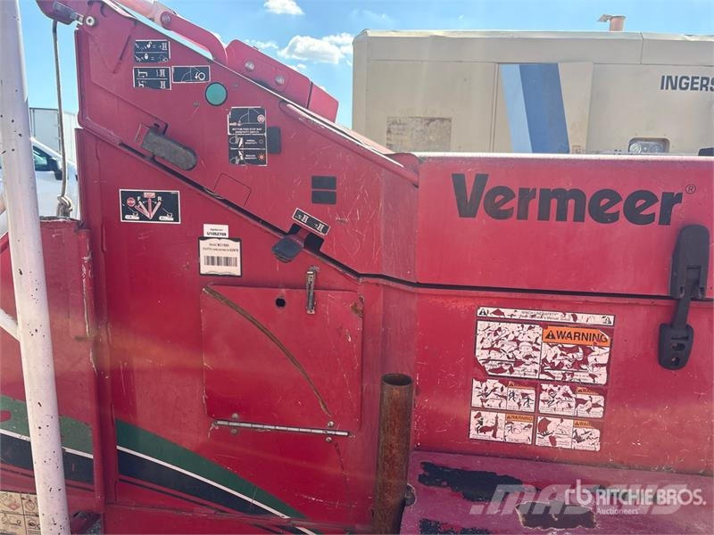 Vermeer 1500 Tow-Behind Wood Chipper Koksnes šķeldotāji