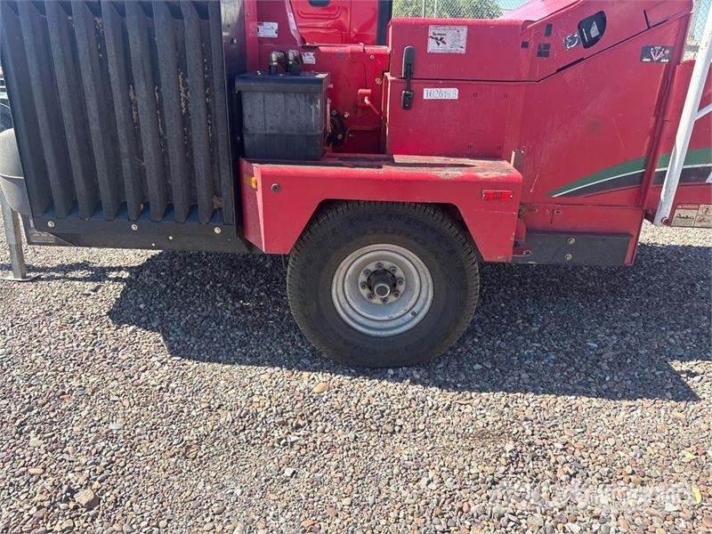 Vermeer 1500 Tow-Behind Wood Chipper Holzhäcksler