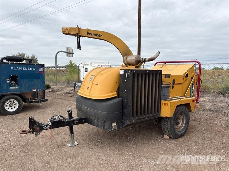 Vermeer 1500 Tow-Behind Wood Chipper Drobilice za drvo / čiperi