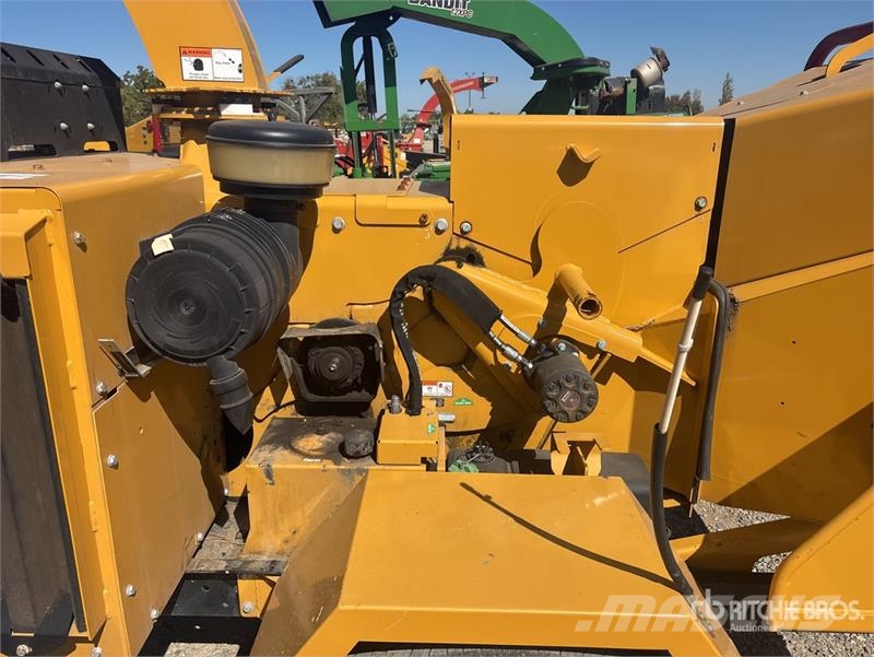 Vermeer BC1000XL Tow-Behind Wood Chipper Puiduhakkurid
